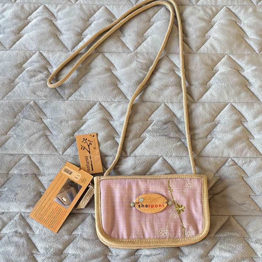 Sherpani Lavender and Gold Crossbody Bag